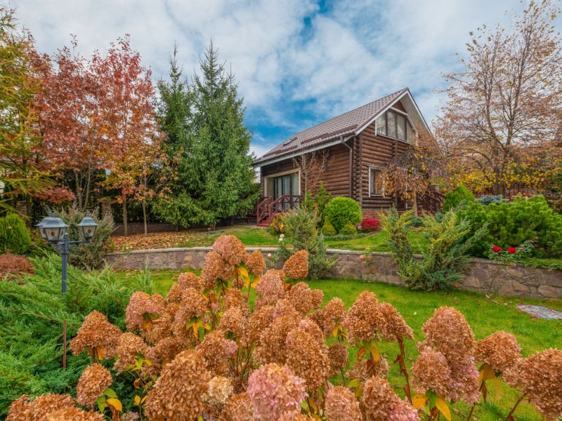 Dom modułowy w zgodzie z naturą – idealne rozwiązanie dla miłośników ogrodów